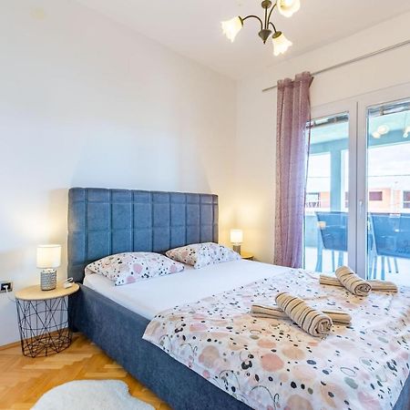 Rs Two Bedroom Apartment Sukosan Luaran gambar